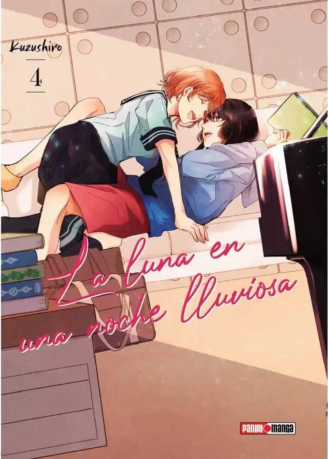 La Luna En Una Noche Lluviosa #04