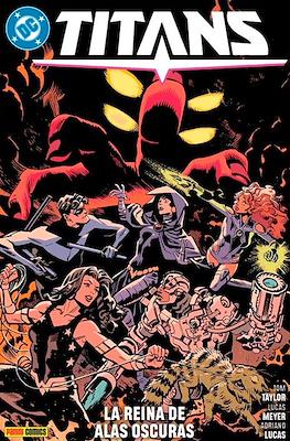 Titans: La reina de alas oscuras 03